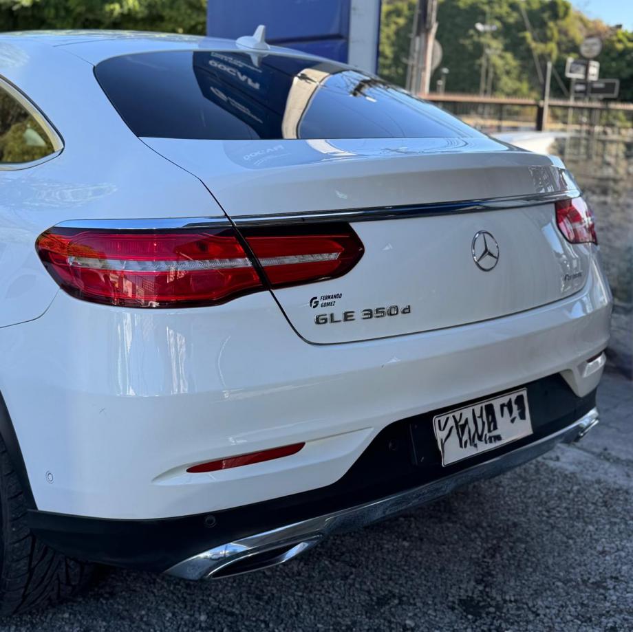 Mercedes-Benz Gle350 — foto 11 de 16