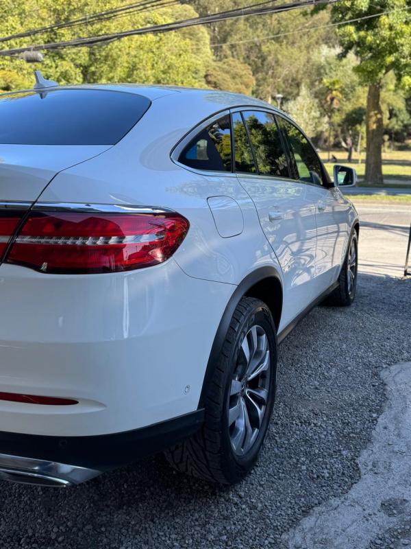 Mercedes-Benz Gle350 — foto 7 de 16