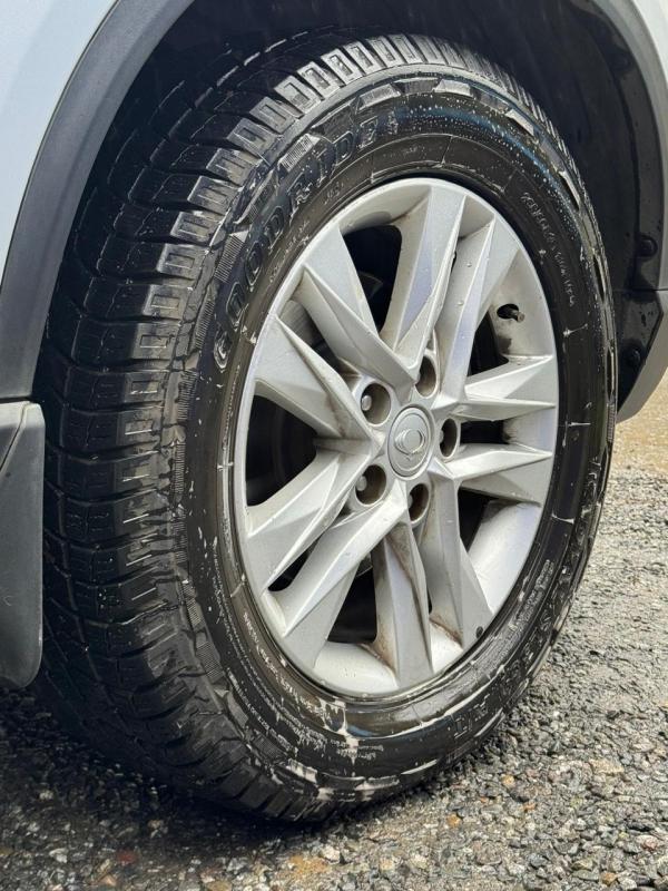 SsangYong Musso Dcab — foto 14 de 17