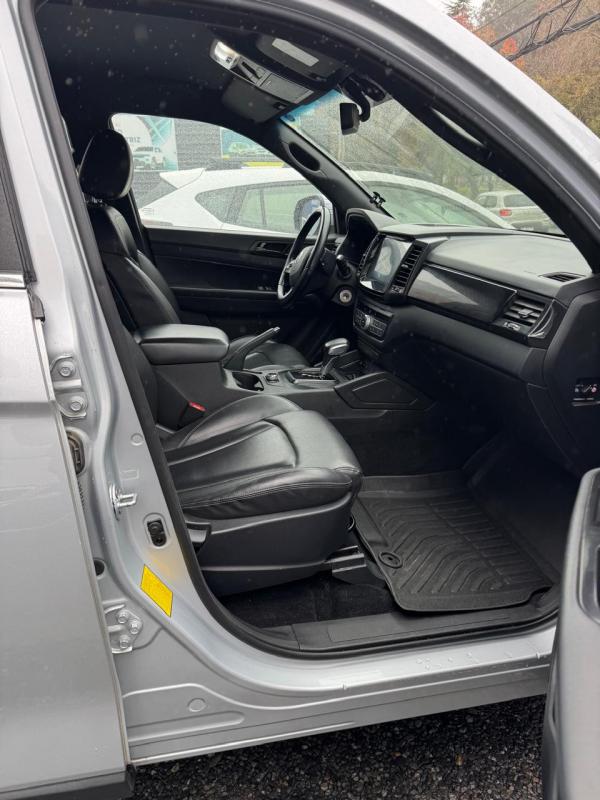 SsangYong Musso Dcab — foto 13 de 17