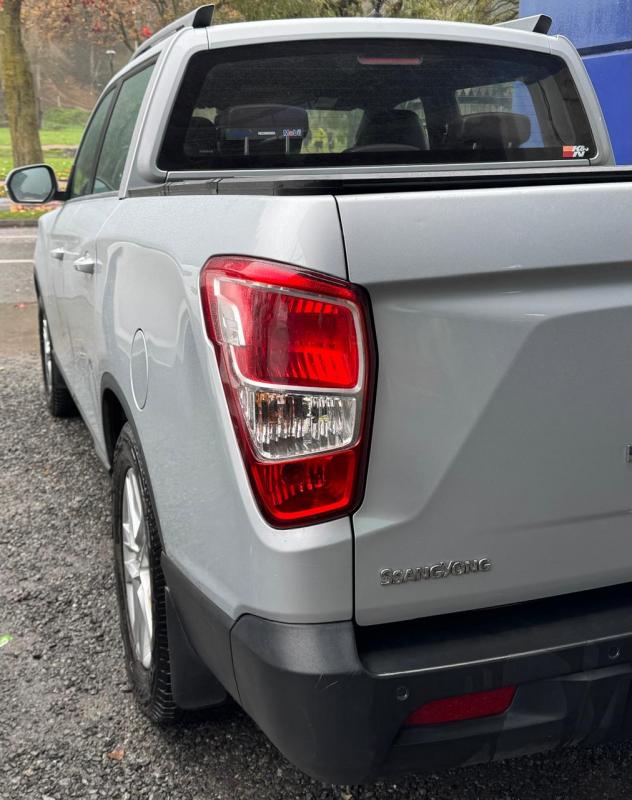 SsangYong Musso Dcab — foto 11 de 17