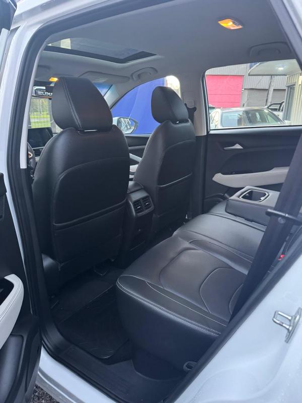 Chevrolet Captiva — foto 3 de 17
