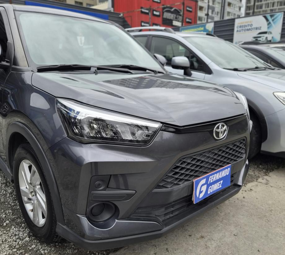 Toyota Raize — foto 14 de 15